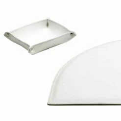 Kantooraccessoires Voor Bureau In Geregenereerd Leer, Gemaakt In Italië - Medea 26 Kantooraccessoires Voor Bureau In Geregenereerd Leer, Gemaakt In Italië - Medea -Slide Shop accessori per scrivania in cuoio rigenerato da 4 pezzi made in italy medea 6