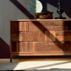 Dresser 3 Laden Modern Design In Massief Notenhout, Nino -Slide Shop como 3 cassetti design moderno in massello di noce nino 3