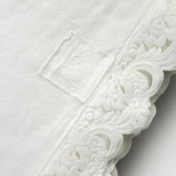 Armonia 2-kleurenset Van Licht Linnen En Kant Voor Tweepersoonsbed - Dettox -Slide Shop completo lenzuola matrimoniale in lino leggero e pizzo armonia 2 colori dettox 9