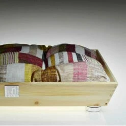 Honden- En Kattenkennel In Massief Hout Met Handgrepen En Kussen Made In Italy - Lyn 30 Honden- En Kattenkennel In Massief Hout Met Handgrepen En Kussen Made In Italy - Lyn -Slide Shop cuccia cani e gatti in legno massello con maniglie e cuscino made in italy lyn 3