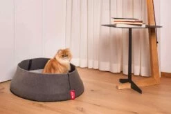 Microvezel En Gerecycled Weefsel Ovale Kennel Voor Honden - Onderdak -Slide Shop cuccia per cani ovale in microfibra e tessuto riciclato made in italy riparo 3