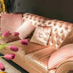 Lineaire Sofa In Stof Werkte Gewatteerde Klassieke Baloo -Slide Shop divano lineare in tessuto lavorato capitonne stile classico baloo 3