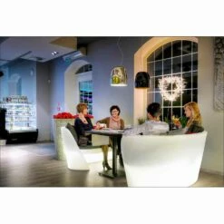 Slide Rap Indoor Polyethyleen Zitbank Gemaakt In Italië -Slide Shop divano polietilene di design slide rap da interno luminoso made italy 5