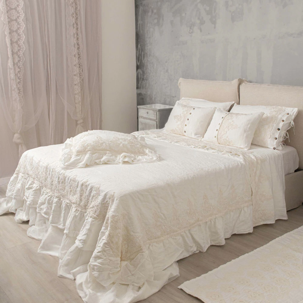 Vierkante Kussensloop Van Wit Linnen Met Decoratief Kant Aan De Randen En Volants - Priscilla 6 Vierkante Kussensloop Van Wit Linnen Met Decoratief Kant Aan De Randen En Volants - Priscilla - Afbeelding 6