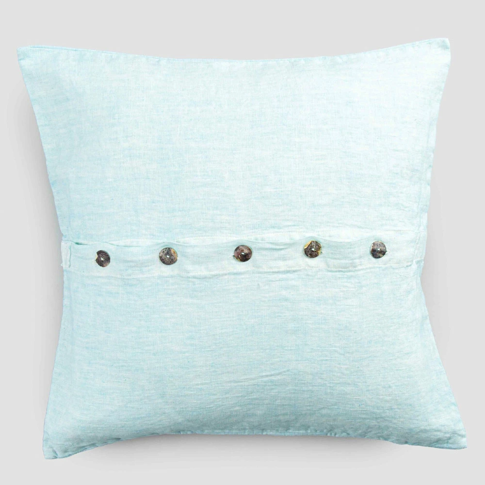 Vierkante Kussensloop In Gekleurd Linnen Met Agoya-knopen In Parelmoer - Mediterraan 6 Vierkante Kussensloop In Gekleurd Linnen Met Agoya-knopen In Parelmoer - Mediterraan - Afbeelding 6