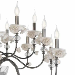 Klassieke 24-lichts Kroonluchter In Porselein En Luxe Geblazen Glas - Eteria -Slide Shop lampadario 24 luci classico in porcellana e vetro soffiato lusso eteria 4