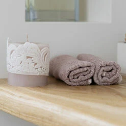 Badhanddoek Voor Gasten In Badstof Met Rand Van Gemengd Linnen 6-delig - Kam 29 Badhanddoek Voor Gasten In Badstof Met Rand Van Gemengd Linnen 6-delig - Kam -Slide Shop lavette bagno per ospiti in spugna con bordino misto lino 6 pezzi pettina 9