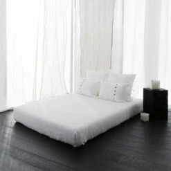 Dubbele Vellen In Natuurlijk Wit Linnen Met En Zonder Hoeken - Tenerino -Slide Shop lenzuola matrimoniali in lino bianco naturale con e senza angoli tenerino 4