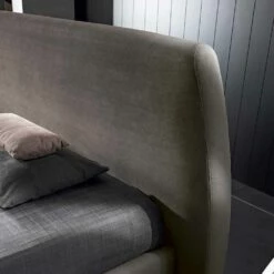 Gestoffeerde Tweepersoonsbed Met Moderne Container 160x190 / 200 Reby 13 Gestoffeerde Tweepersoonsbed Met Moderne Container 160x190 / 200 Reby -Slide Shop letto matrimoniale imbottito con contenitore moderno 160x190 200 reby 4