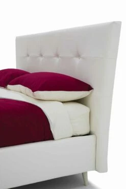 Tweepersoonsbed Bekleed Met Kunstleer Met Swarovski Made In Italy - Perzio -Slide Shop letto matrimoniale in similpelle con piedini in legno made in italy perzio 8