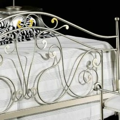 Neoklassieke Tweepersoonsbed Gesmeed Ijzeren Hand Vol Jessica -Slide Shop letto matrimoniale neoclassico forgiato a mano in ferro pieno jessica 3