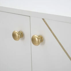 Verrijdbaar Dressoir In Mdf Met Gouden Details En Ijzeren Poten - Nunzio -Slide Shop mobile credenza in mdf con dettagli dorati e piedini in ferro nunzio 2