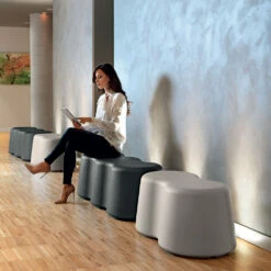 Golvende Binnenbank In Gekleurd Polyethyleen Made In Italy - Marion -Slide Shop panca da interno ondulata in polietilene colorato made in italy marion 7