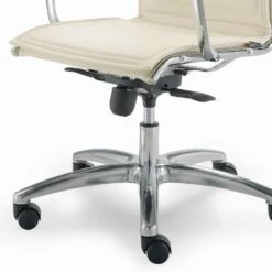 Directional Bureaustoel Koeienhuid Bloemtype Agata 7 Directional Bureaustoel Koeienhuid Bloemtype Agata -Slide Shop poltrona direzionale da ufficio in pelle bovina di tipo fiore agata 3