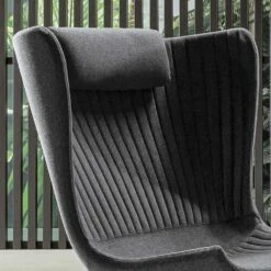 Lounge Fauteuil Met Voetensteun In Wol Made In Italy - Bonaldo Colibrì -Slide Shop poltrona salotto con poggiapiedi in lana made in italy bonaldo colibri 5