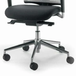 Fauteuil Semi-uitvoerende En Operationele Online En Koeienhuid Mina -Slide Shop poltrona semidirezionale ed operativa in rete e pelle bovina mina 3