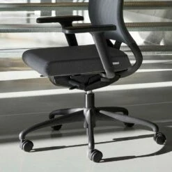 Ecologische Draaibare Ergonomische Design Bureaufauteuil Met Hoofdsteun - Meliva -Slide Shop poltrona ufficio ecologica design ergonomico girevole con poggiatesta meliva 2