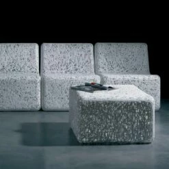 Poef Plastic Gesmolten Witte Of Multicolor Grace 13 Poef Plastic Gesmolten Witte Of Multicolor Grace -Slide Shop pouf design in materiale plastico termofuso multicolor o bianco grazia 6