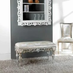 Poef Bed Klassiek Design Met Zilveren Afwerking Zorn -Slide Shop pouf scendiletto dal design classico con finitura argento zorn 3