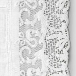 Tafelloper Van Zwaar Wit Linnen Met Italiaanse Luxe Tule - Eucaro -Slide Shop runner da tavola in lino pesante bianco con pizzo tulle lusso italiano eucaro 3