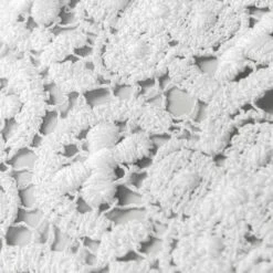 Zware Witte Linnen Loper Met Gehaakt Kant Aan Luxe Zijden - Giangi -Slide Shop runner in lino pesante bianco con pizzo uncinetto sui lati di lusso giangi 2