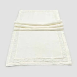 Loper Van Natuurlijk Wit Zwaar Linnen Met Italiaans Luxe Reliëf - Limao -Slide Shop runner in lino pesante bianco naturale con goffratura lusso italiano limao 4