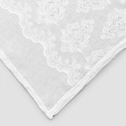 Tafelloper 100% Linnen Met Borduurwerk Van Luxe Design - Giuggiolo