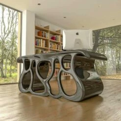 Modern Designbureau Geproduceerd In Italië, Mirto