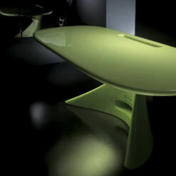 Karim Rashid Bureau In Hars - Smania 21 Karim Rashid Bureau In Hars - Smania -Slide Shop scrivania di karim rashid in resina smania 12