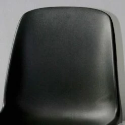 Stoel Voor Vergaderruimte Of Moderne Vergaderruimte In Metaal En Zwart ABS - Zetica 6 Stoel Voor Vergaderruimte Of Moderne Vergaderruimte In Metaal En Zwart ABS - Zetica -Slide Shop sedia per sala riunioni o sala congressi moderna in metallo e abs nero zetica 2