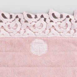 Badmat In Terry Katoen En Linnen Met Poema Kant 2 Kleuren - Cuorotto -Slide Shop tappeto per bagno in spugna cotone e lino con pizzo poema 2 colori cuorotto 5