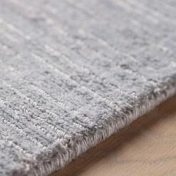 Groot En Gekleurd Tapijt Met Een Gestreept En Modern Ontwerp Voor De Woonkamer - Prickle -Slide Shop tappeto rigato di design moderno colorato e grande per il soggiorno prickle 3