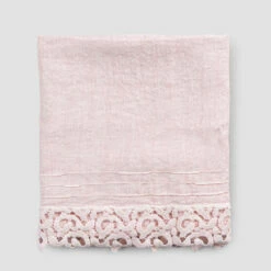 Badhanddoek Van Zwaar Linnen Met Poema Lace Italiaanse Kwaliteit 2 Kleuren - Kasteel -Slide Shop telo da bagno in lino pesante con pizzo poema qualita italiana 2 colori castle 4